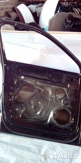 Дверь передняя левая Volkswagen Touareg 3 2018