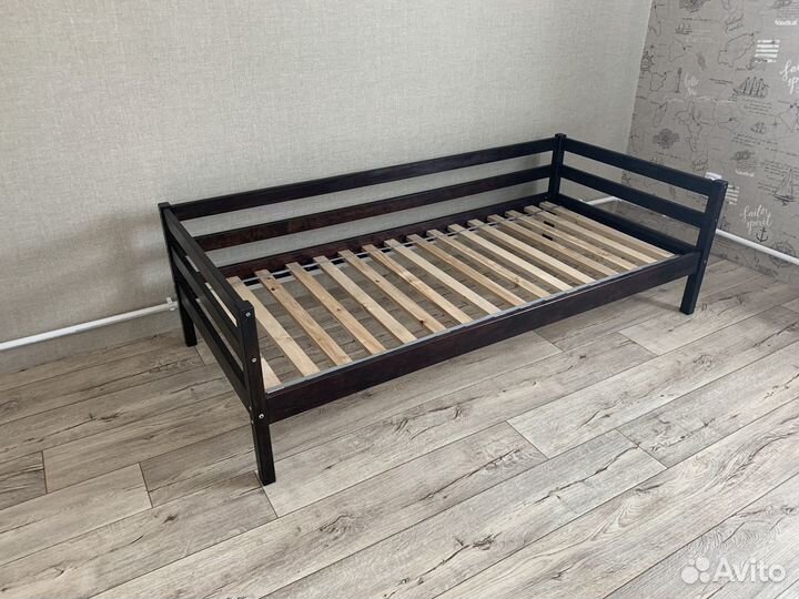 Детская кровать из массива березы