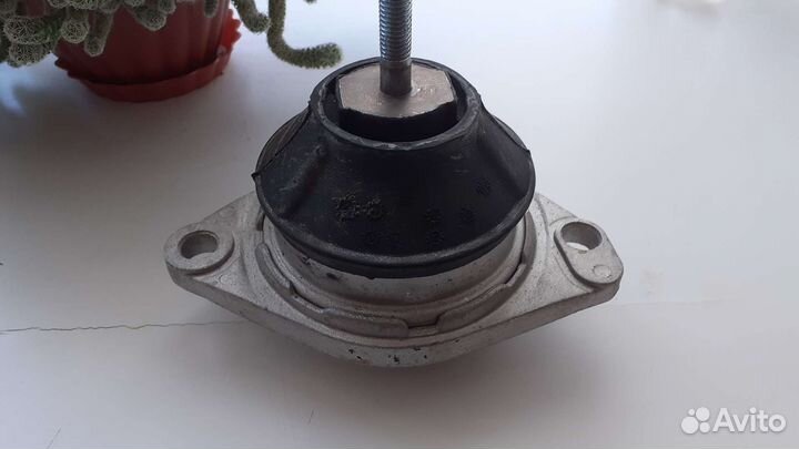 Опора двигателя ауди 80 б4 абк