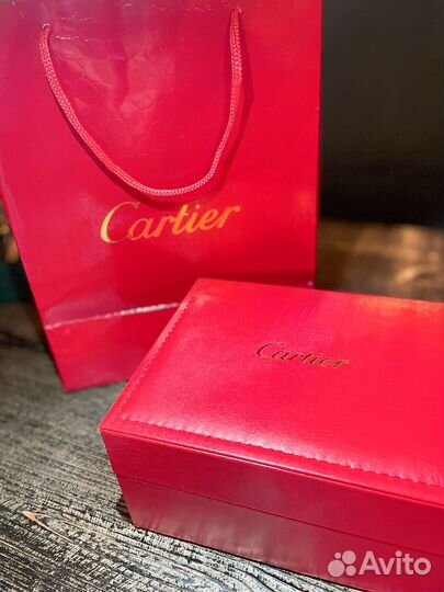 Наручные часы cartier