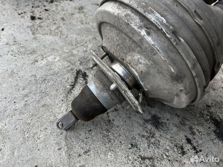 Тормозной вакуум всборе bmw e65