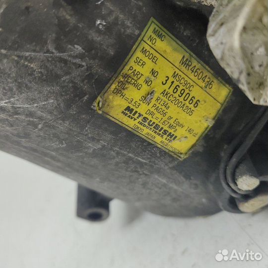 Компрессор кондиционера Mitsubishi Lancer Cedia
