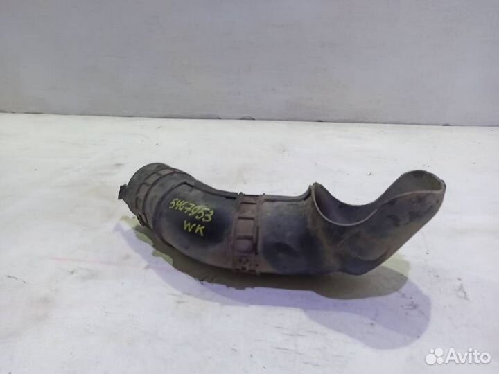 Патрубок воздушного фильтра