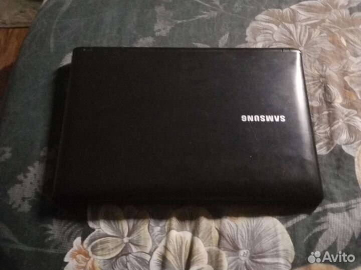 Samsung np 100