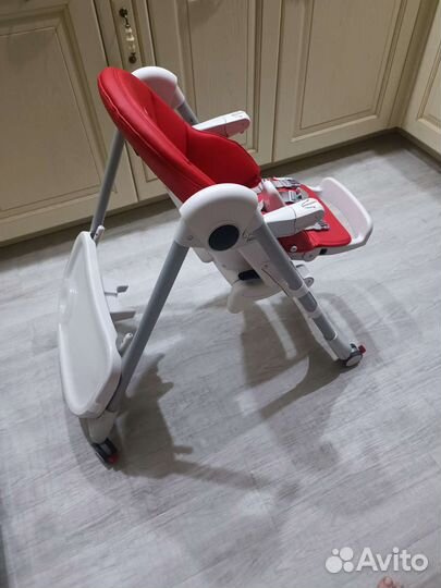 Стул для кормления peg perego