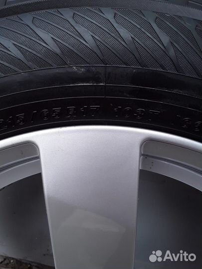 Зимняя резина 17 215/65 с дисками