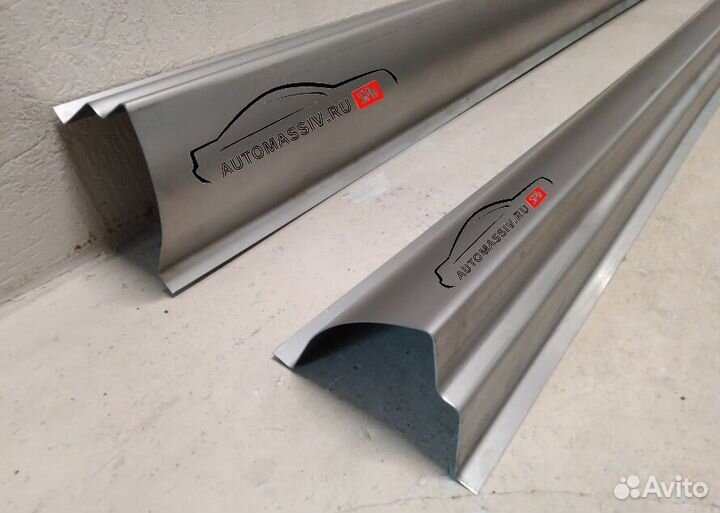 Пороги кузовные Toyota Nadia 1