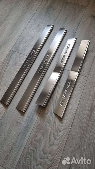 Накладки на пороги W124 W140 W210 W202