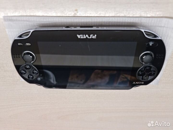 Sony Ps Vita+коробка прошитая+4GB+64GB+игры+обмен