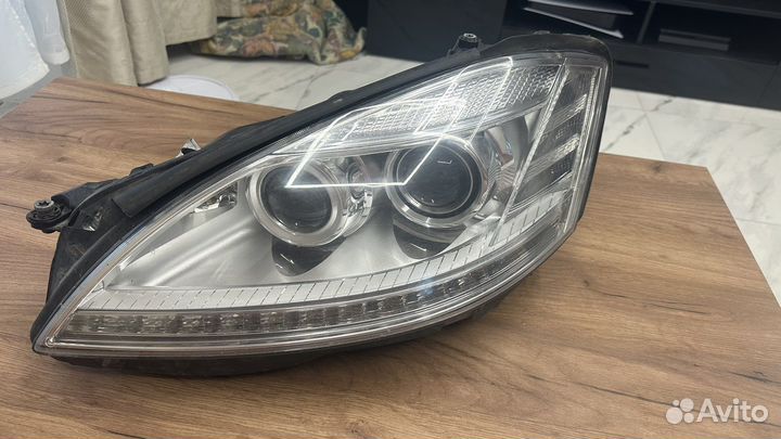 Фара левая mercedes w221 рест