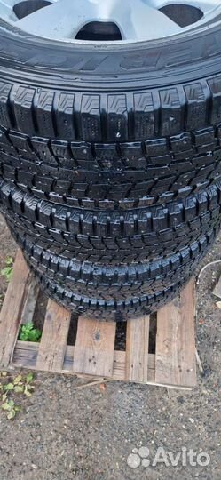 Dunlop SP Winter Ice 01 265/65 R17