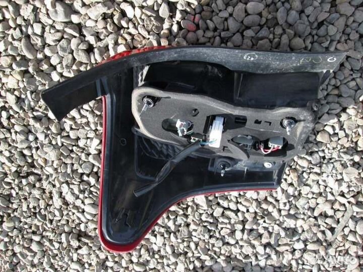 Стоп правый Toyota Corolla Fielder NZE161 1NZ-FE