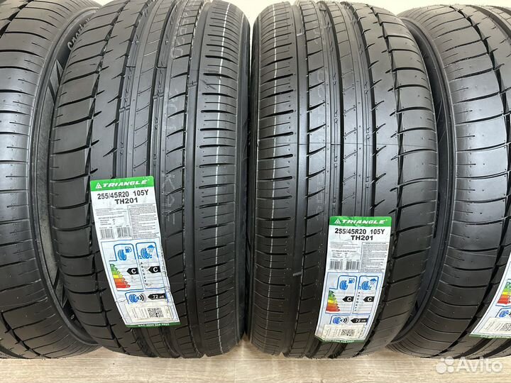 Triangle Sports TH201 255/45 R20 109Y