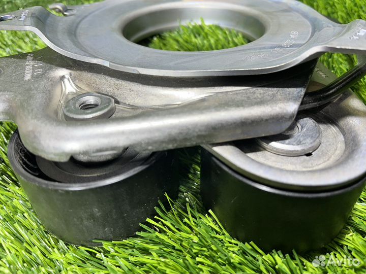 Натяжитель ремня Мерседес M264. W213. W205