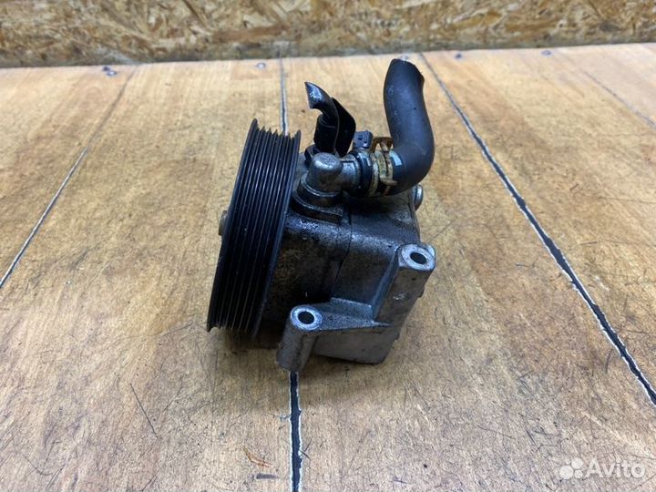 Насос гидроусилителя руля Ford Focus 2 hwda 2006
