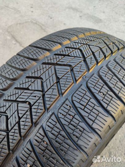 Pirelli Scorpion Winter 275/40 R22 108V