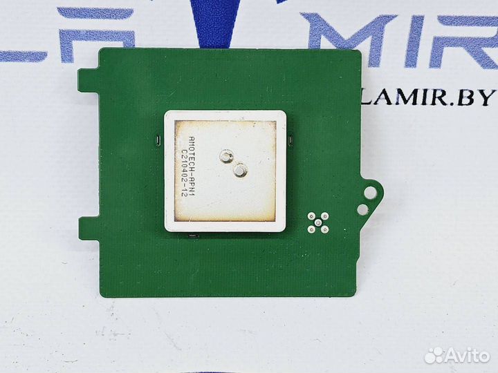 Антенна GPS навигации Tesla Model 3 2023