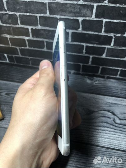 iPhone 8 64gb