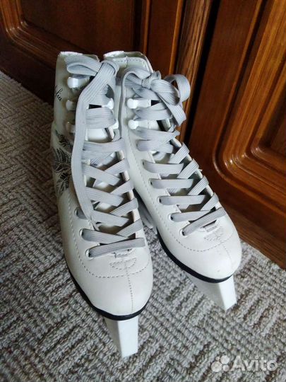 Коньки nordway Sofia размер 33