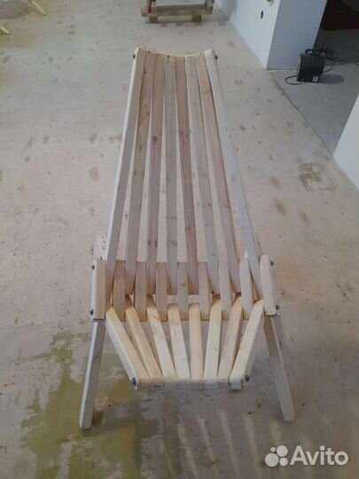 Шезлонг садовый