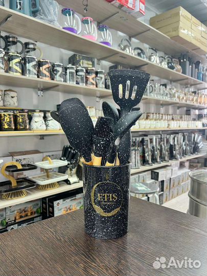 Набор кухонных принадлежностей