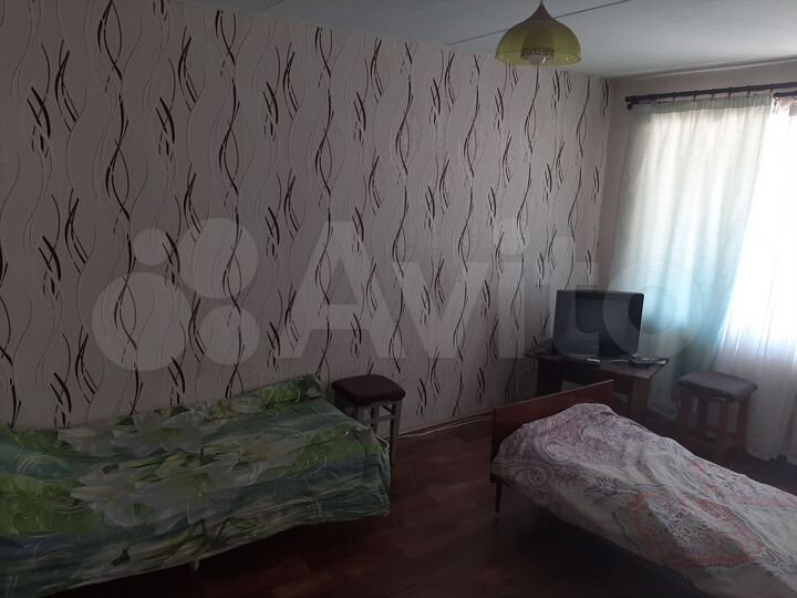 2-к. квартира, 46 м², 1/5 эт.