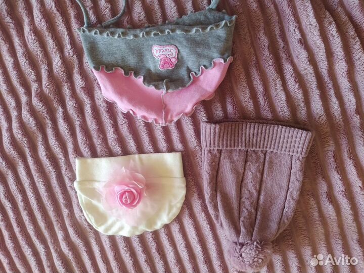 Шапочки на девочку с рождения