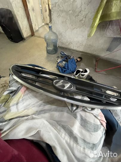 Решетка радиатора hyundai accent