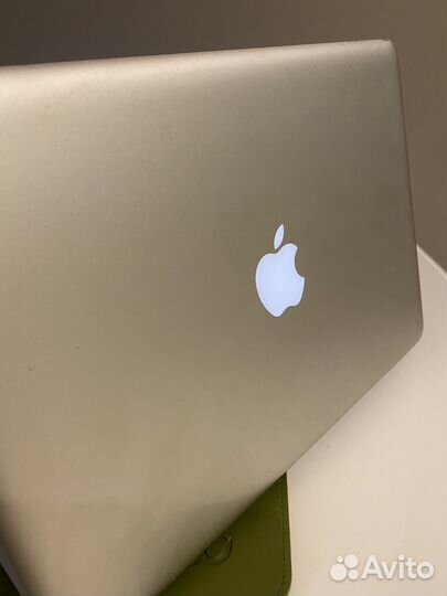 Ноутбук apple