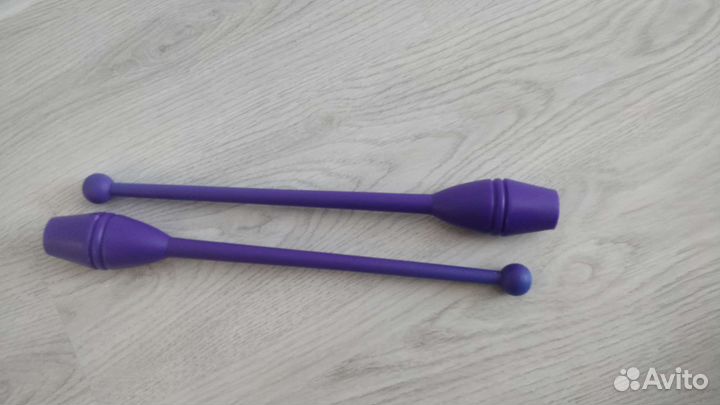 Булавы гимнастические