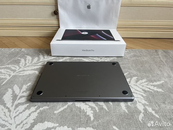 MacBook Pro 16 M2 Max 64Gb 2Tb Новый