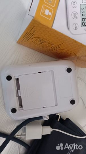 Автоматический тонометр бренда Saint Health