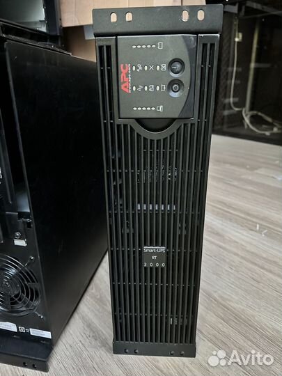 Ибп APC Smart-UPS RT