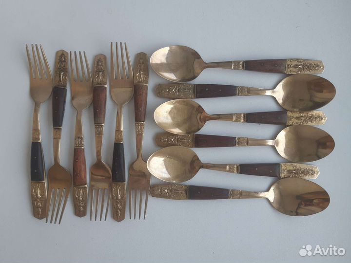 Набор столовых приборов