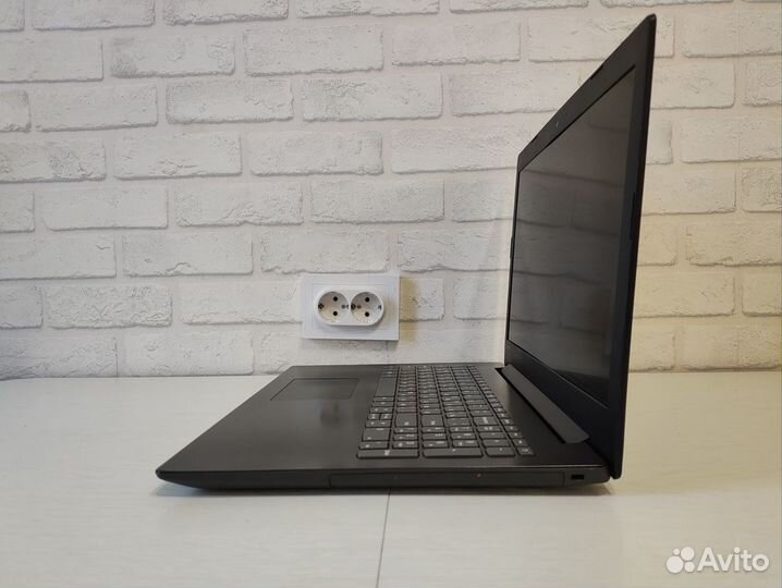 Ноутбук Lenovo ideapad 330-15IGM