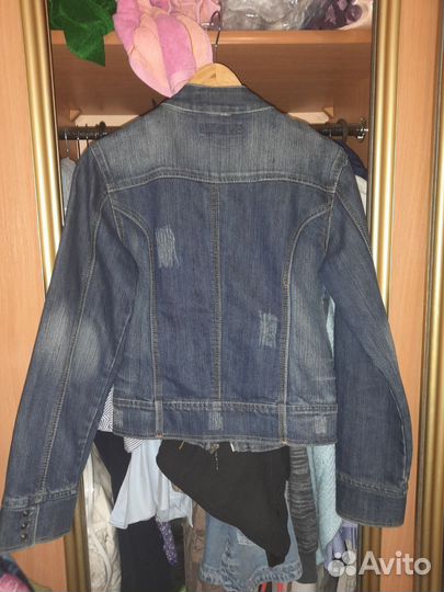 Джинсовая куртка