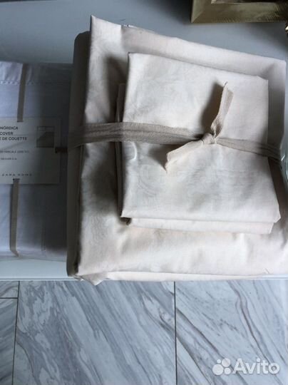 Пододеяльник, полотенце, простынь Zara