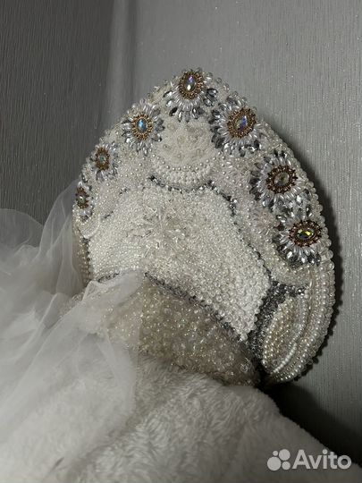 Кокошник в русском стиле