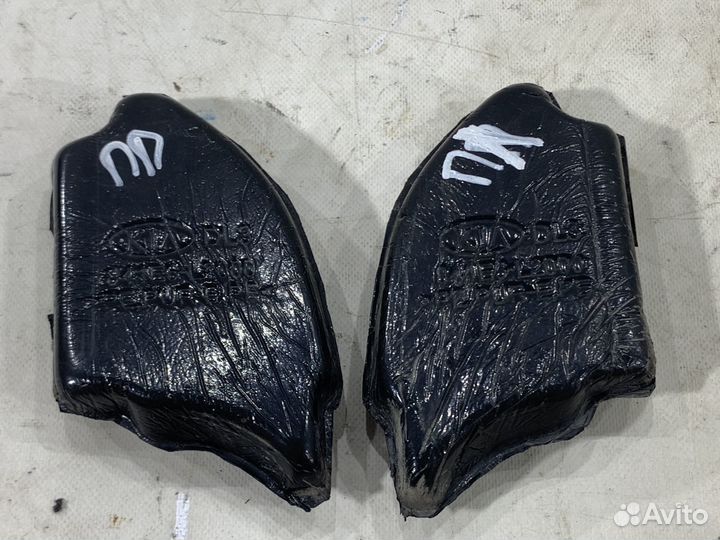 Изолятор капота KIA K5 DL3