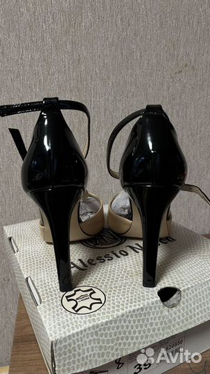 Босоножки женские 39 размер