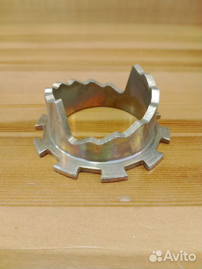 Втулка регулировки жесткости пружины Тайга L302005