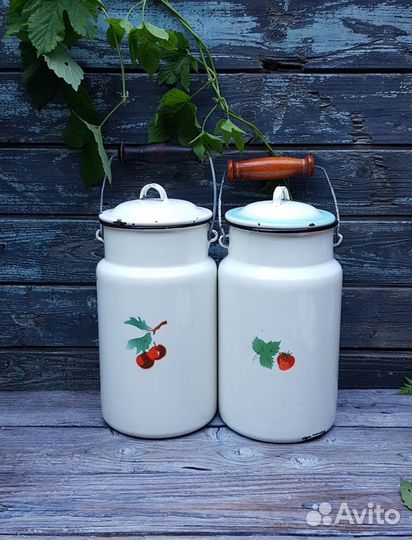 Бидон СССР. Бидон винтаж. Бидон эмалированный