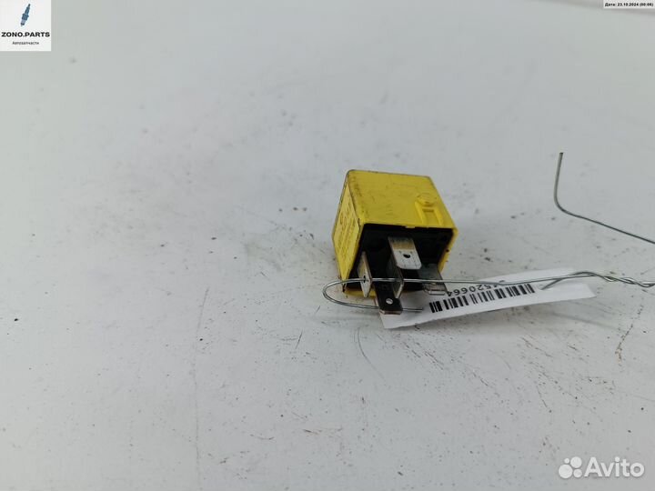 Реле (прочие) 0025421419 на Mercedes W202 (C)