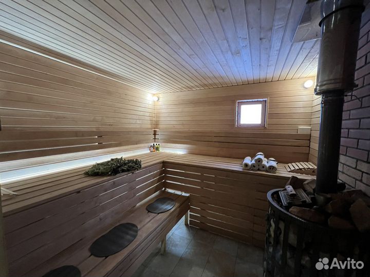 Русская баня на дровах с купелями и мангалом