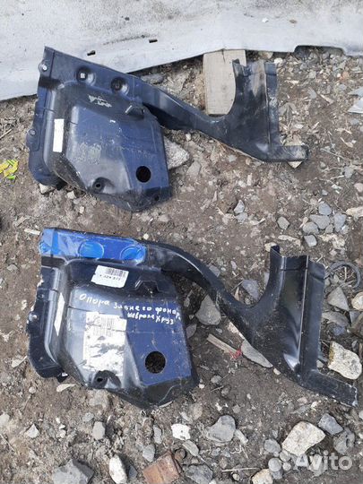 Опора заднего фонаря Chevrolet Cruze