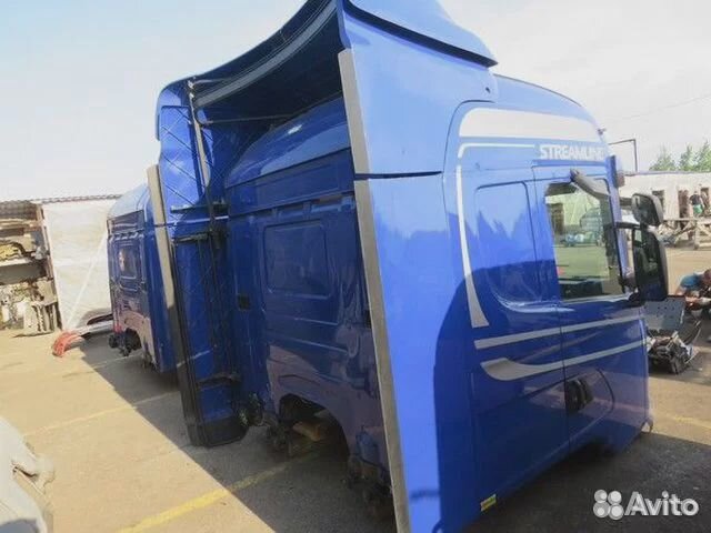 Кабина Scania CG19 H синяя 1140 мм