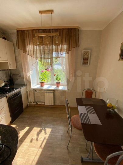 3-к. квартира, 61 м², 4/5 эт.