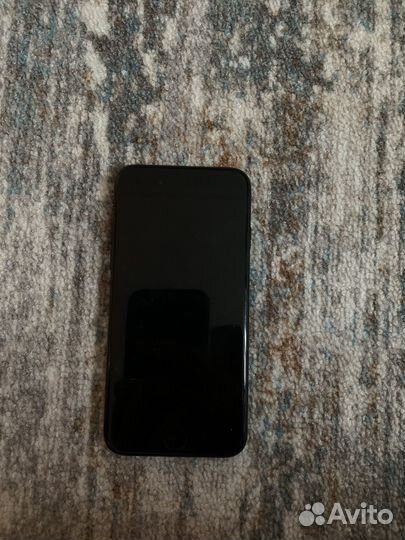 iPhone 7, 32 ГБ