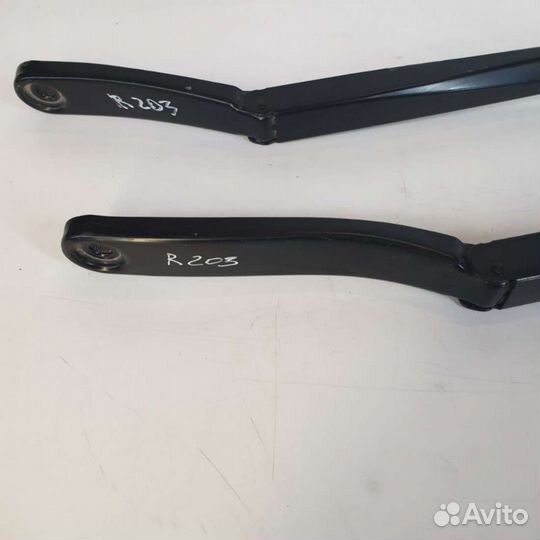 Щеткодержатели (поводок стеклоочистителя, дворник)