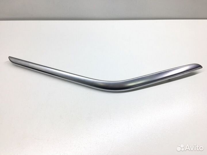 Накладка двери передняя левая Mercedes Cla C117